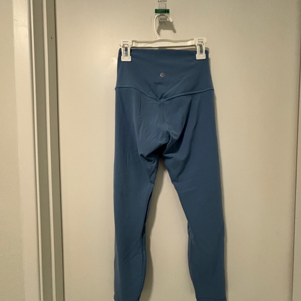 Lululemon Athletica Blue Performance Leggings - Picture 3 of 4